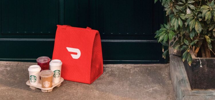 Now DoorDash will deliver Starbucks across the US, too